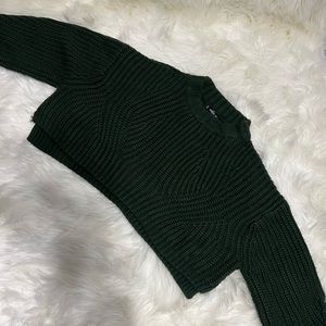 Green crop sweater